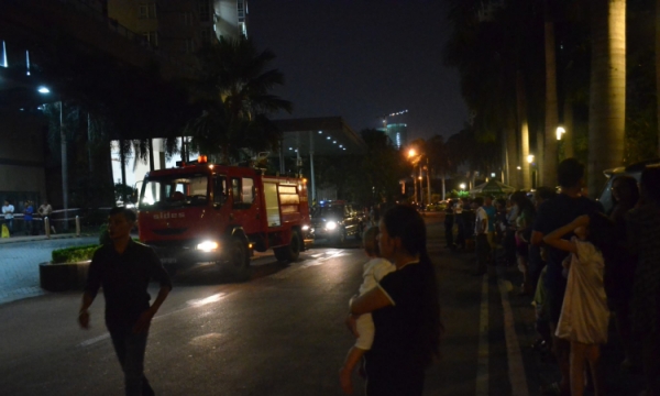 TP.HCM: Cháy căn hộ tại SaiGon Pearl, đường Nguyễn Hữu Cảnh 'náo động'